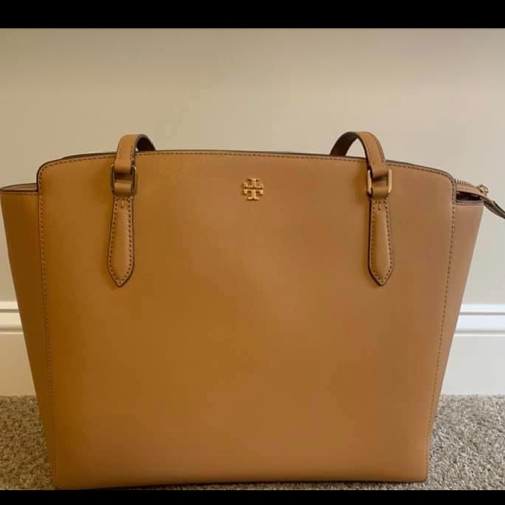 Tory burch purse
